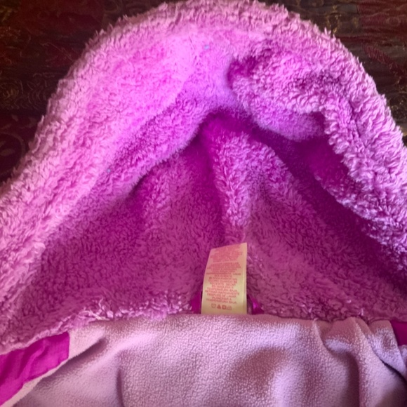 Jacket 🧥 - Picture 3 of 6